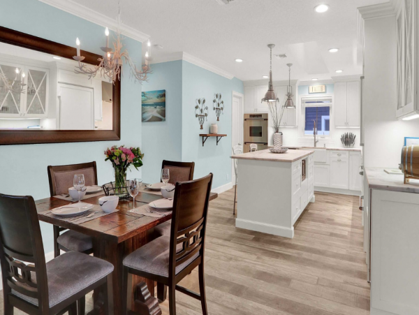 Charming 3 Bedroom Vacation Home with Private Pool