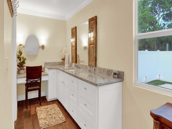 Charming 3 Bedroom Vacation Home with Private Pool
