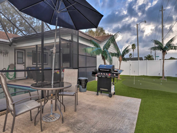 Charming 3 Bedroom Vacation Home with Private Pool