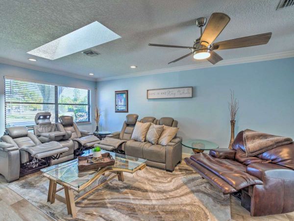 Charming 3 Bedroom Vacation Home with Private Pool