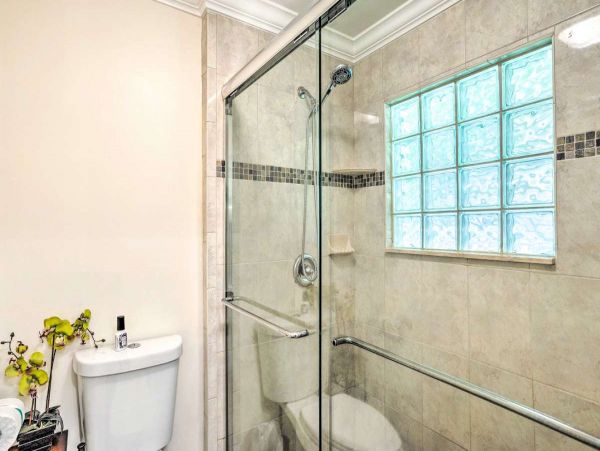 Charming 3 Bedroom Vacation Home with Private Pool