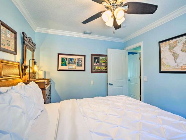 Charming 3 Bedroom Vacation Home with Private Pool