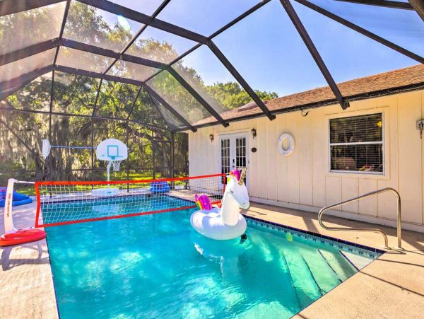Charming 3 Bedroom Vacation Home with Private Pool