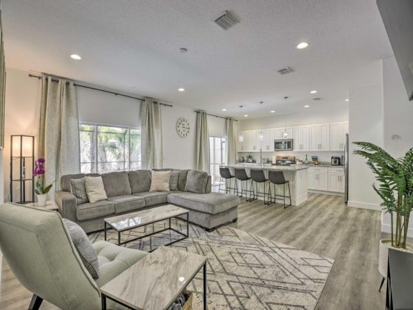 Sarasota 4 Bedroom Home with Private Pool