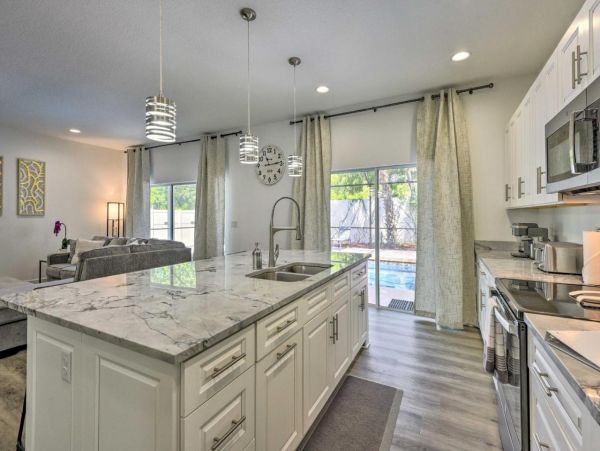 Sarasota 4 Bedroom Home with Private Pool
