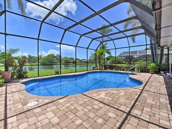 Sarasota Vacation Pool Home Three Bedroom