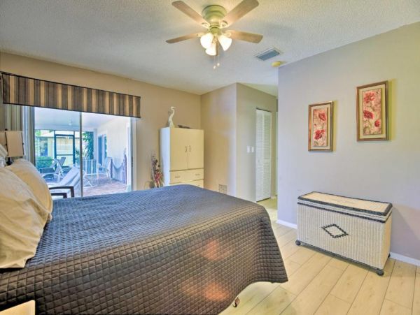Sarasota Vacation Pool Home Three Bedroom