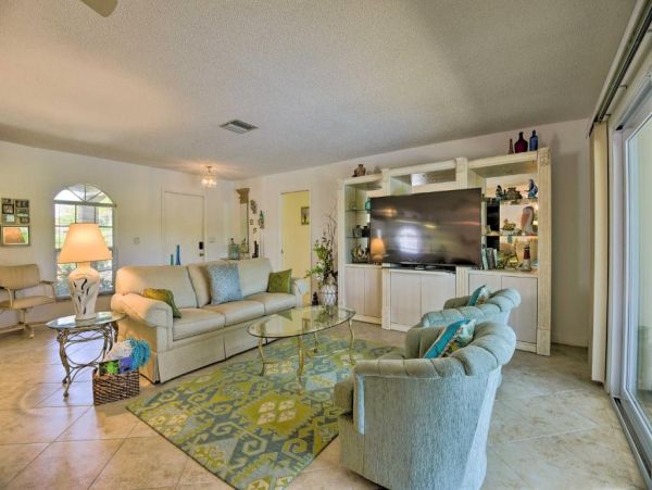 Sarasota Vacation Pool Home Three Bedroom