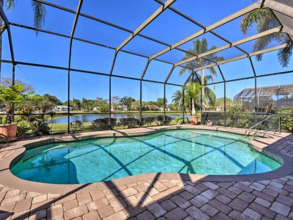 Sarasota Vacation Pool Home Three Bedroom