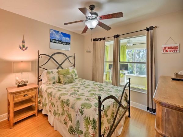 Charming Vacation Pool Home in Marco Island Sleeps 8 Guests