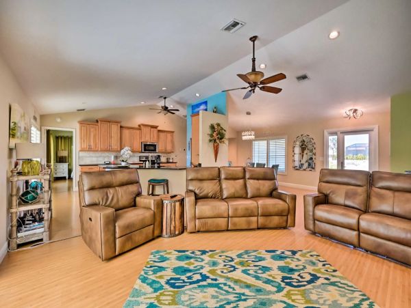 Charming Vacation Pool Home in Marco Island Sleeps 8 Guests
