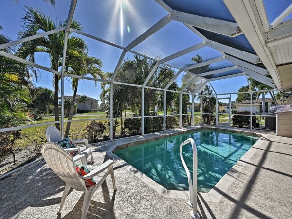 Marco Island Vacation Pool Home Close to Beach