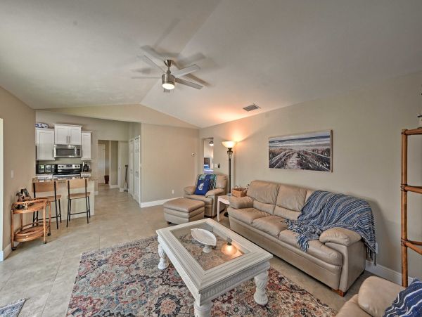 Marco Island Vacation Pool Home Close to Beach