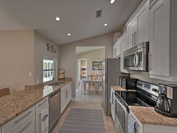 Marco Island Vacation Pool Home Close to Beach