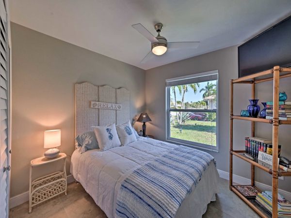 Marco Island Vacation Pool Home Close to Beach