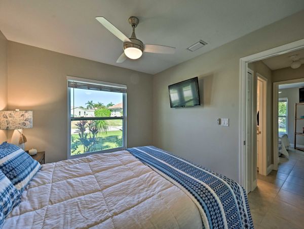 Marco Island Vacation Pool Home Close to Beach