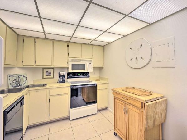 Marco Island Vacation Condo Two Bedroom Gulf Views