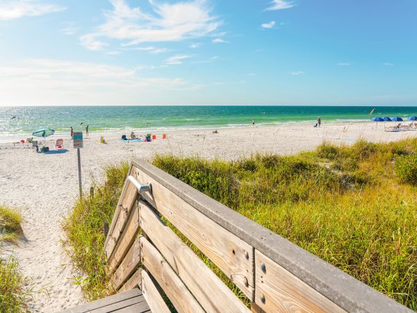 Mexico Beach Vacation Home Short Walk to Beach Sleeps 6