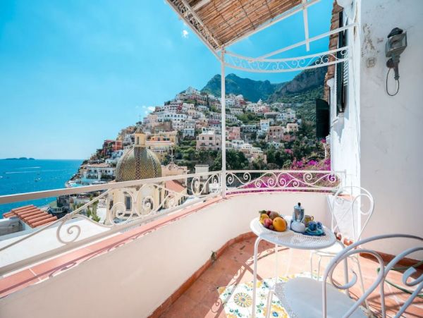 Gorgeous Vacation Villa in Positano with Amazing Views
