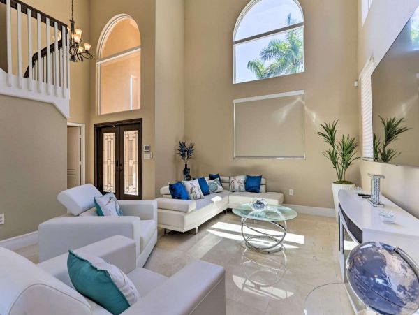 Miami Beach 4 Bedroom Home with Pool & Dock