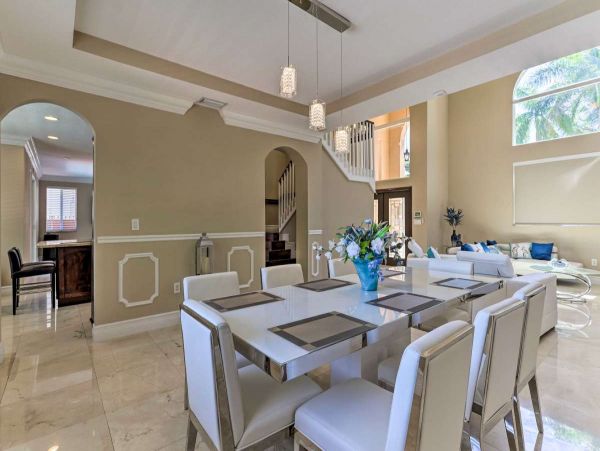 Miami Beach 4 Bedroom Home with Pool & Dock