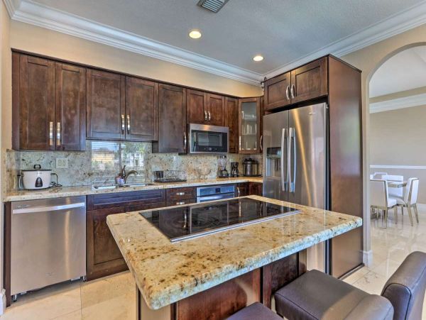 Miami Beach 4 Bedroom Home with Pool & Dock