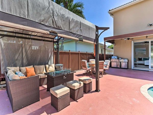 Miami Beach 4 Bedroom Home with Pool & Dock