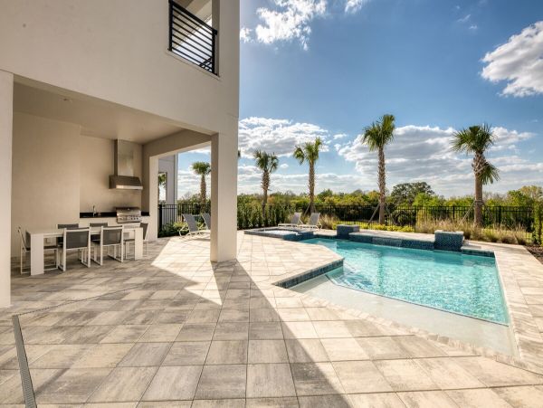 Bears Den Luxury Rental on 18th Hole