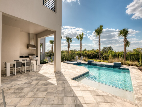 Bears Den Luxury Rental on 18th Hole
