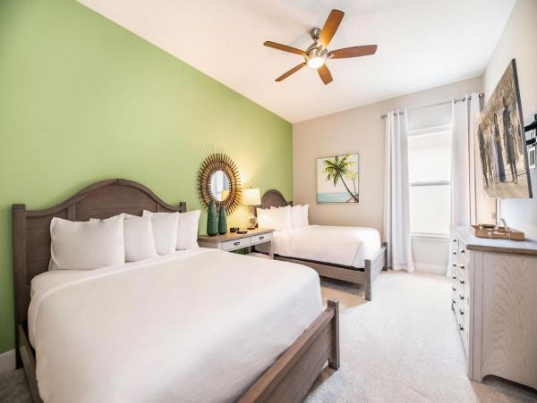 Bears Den Luxury Rental on 18th Hole