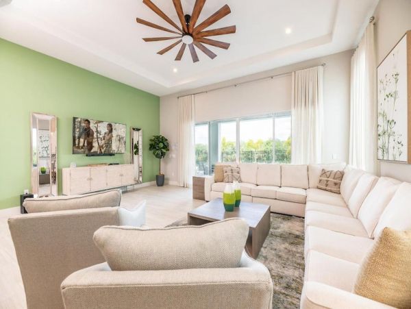 Bears Den Luxury Rental on 18th Hole