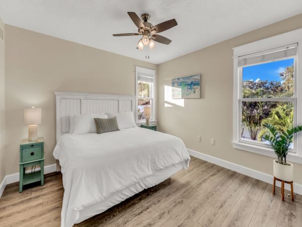 Gorgeous Vacation Home with Private Pool Sleeps 12