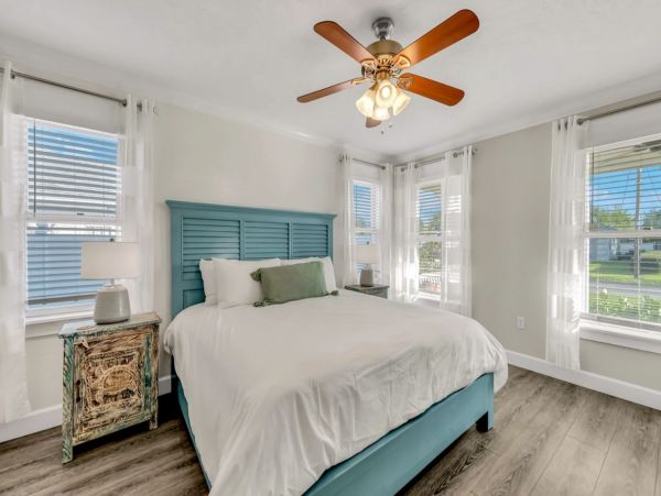 Gorgeous Vacation Home with Private Pool Sleeps 12