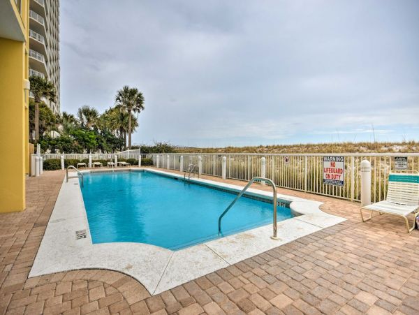 Navarre Beach Three Bedroom Vacation Condo Right on the Beach