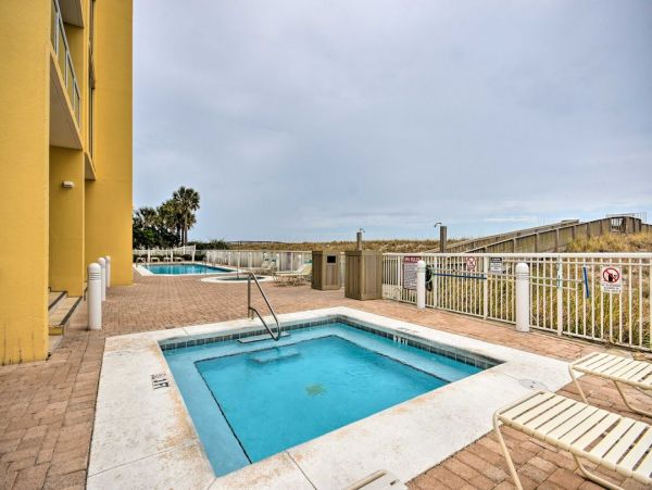 Navarre Beach Three Bedroom Vacation Condo Right on the Beach