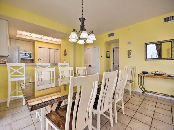 Navarre Beach Three Bedroom Vacation Condo Right on the Beach