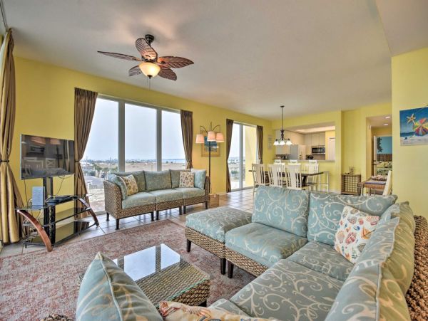 Navarre Beach Three Bedroom Vacation Condo Right on the Beach