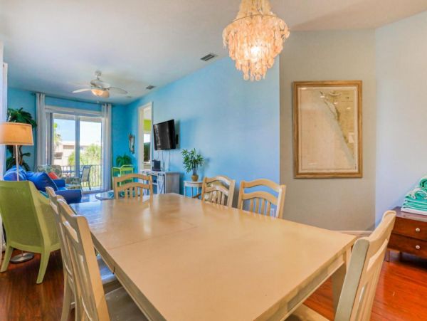 Anna Maria Island 3 Bedroom Short Walk to Beach