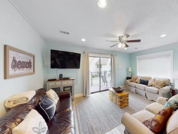 Two Bedroom Vacation Rental Close to Beach Sleeps 8