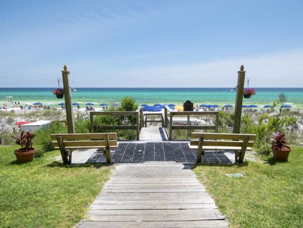 Gulf Views Vacation Condo Two Bedroom