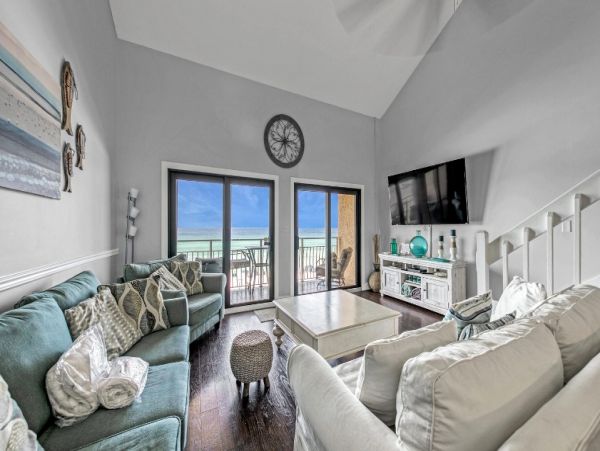 Gulf Views Vacation Condo Two Bedroom