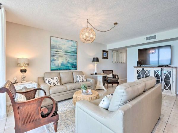 Gulf Front Two Bedroom Vacation Condo in Fort Walton Beach