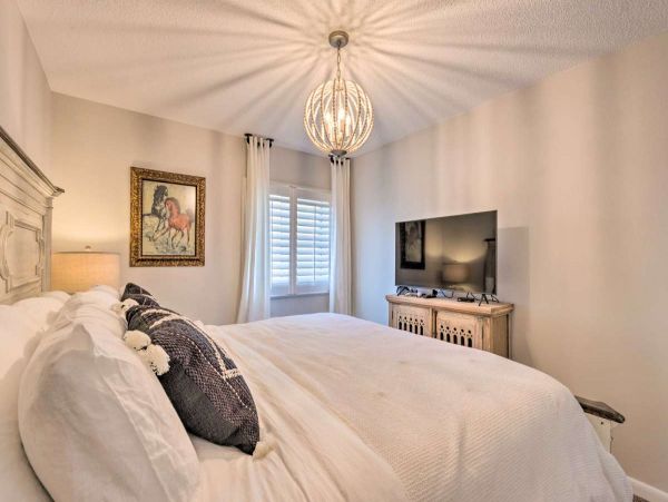 Gulf Front Two Bedroom Vacation Condo in Fort Walton Beach