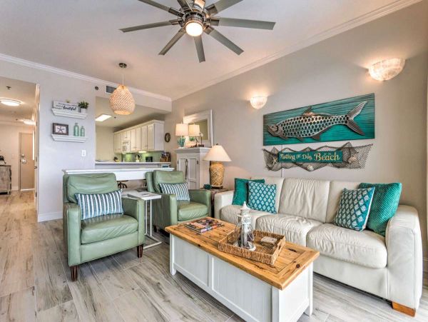 Lovely 2 Bedroom Condo with Bay View