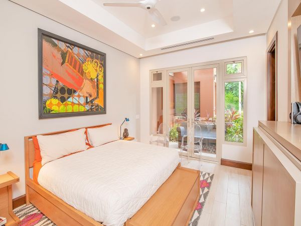 Bay View Luxury Vacation Villa with Pool and Hot Tub Sleeps 8