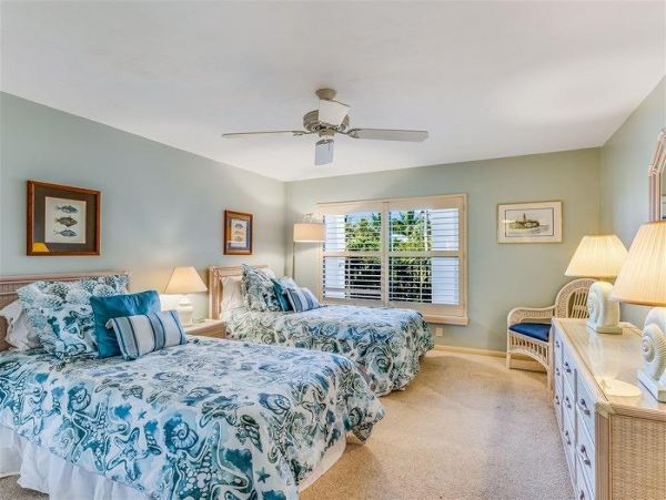 Boca Grande Vacation Condo Three Bedroom Walk to Beach