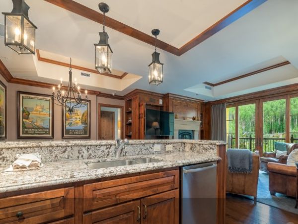 Ritz Carlton Condo Two Bedroom Mountain Views