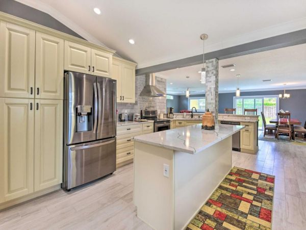 Lovely 3 Bedroom Home in Bradenton Sleeps 6
