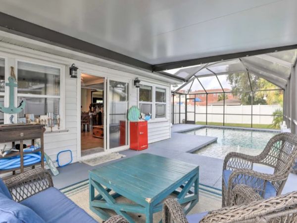 Bradenton Vacation Home with Pool & 2 Bedroom