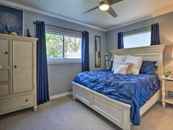 Bradenton Vacation Home with Pool & 2 Bedroom